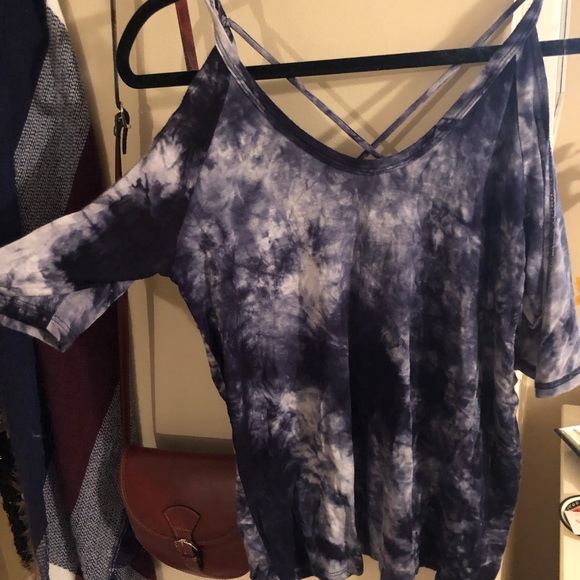 Tie dye blue top🦋🤩 - Picture 3 of 3